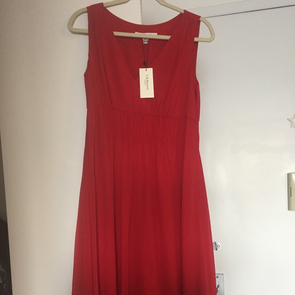SILK MIDI DRESS -- RED
